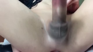 和室で男の娘がこっそりオナニー　だらだらと精子を垂らす